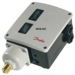 RT 117L Danfoss Interruptor de pressão com zona neutra ajustável 3/8'G 017L004266