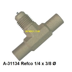 A-31134 Refco Morceau de Schrader valve T laiton , 1/4 x 3/8